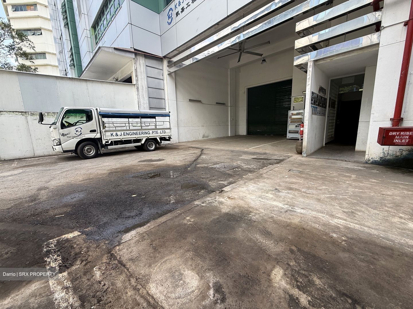 Woodlands Industrial Park E1 (D27), Factory #523820711